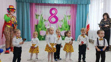 Поздравляем самых любимых и самых родных! Поздравляем самых любимых и самых родных!.