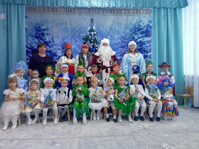 Новогодняя сказка. Новогодняя сказка.