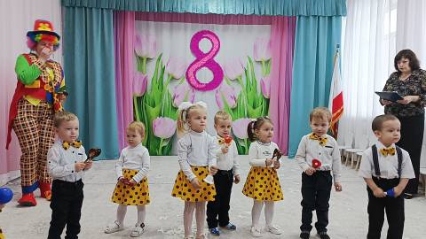 Поздравляем самых любимых и самых родных! Поздравляем самых любимых и самых родных!.